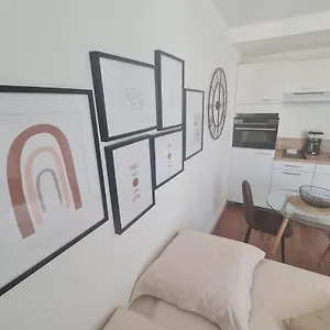https://le-poulorio-9-studio-proche-gare.inbrittany.com